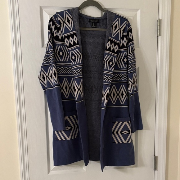 Apt. 9 Geometric Navy and Cream Cardigan - Picture 1 of 3